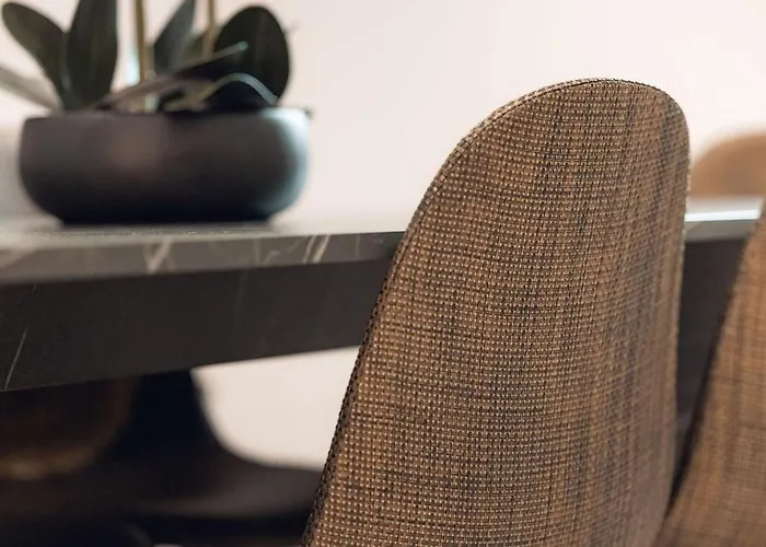 Casa de Férias Elegant 3-bed House W Jacuzzi, Sea Views & Lift