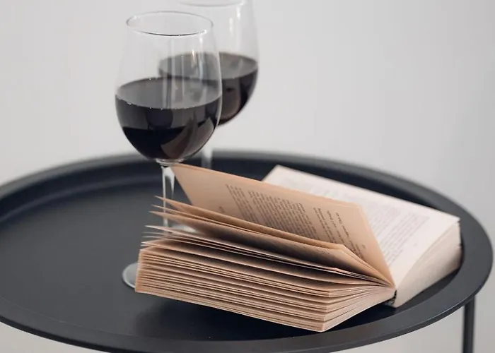 Casa de Férias Elegant 3-bed House W Jacuzzi, Sea Views & Lift Mellieha