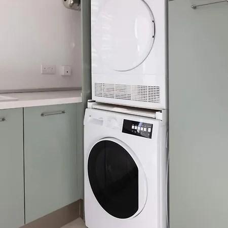 Elegant 3-bed House W Jacuzzi, Sea Views & Lift Mellieħa