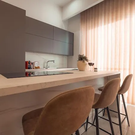 Elegant 3-bed House W Jacuzzi, Sea Views & Lift Mellieħa