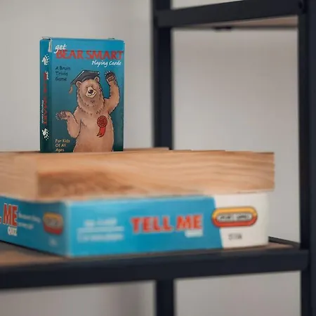 Elegant 3-bed House W Jacuzzi, Sea Views & Lift